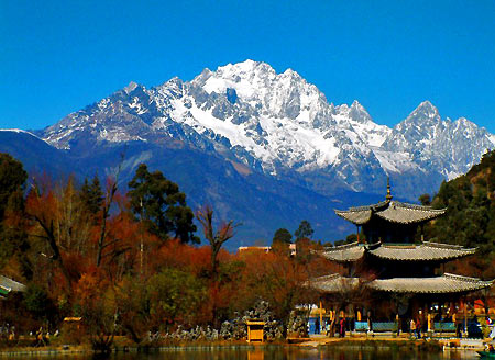 《邂逅云時(shí)光》版納、香格里拉、麗江、大理、麗江8日游